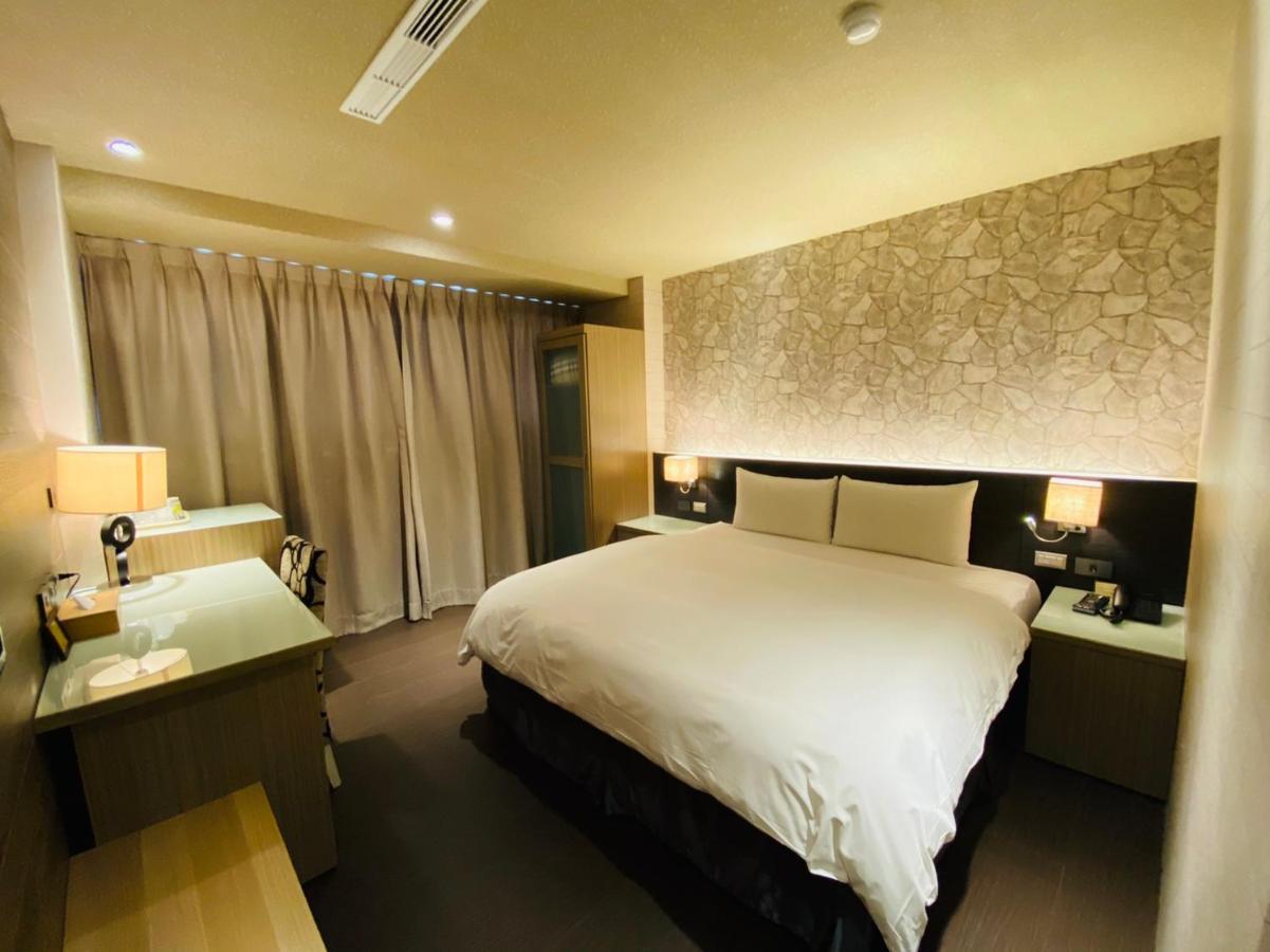 チャンプス ホテル 台中市 エクステリア 写真
